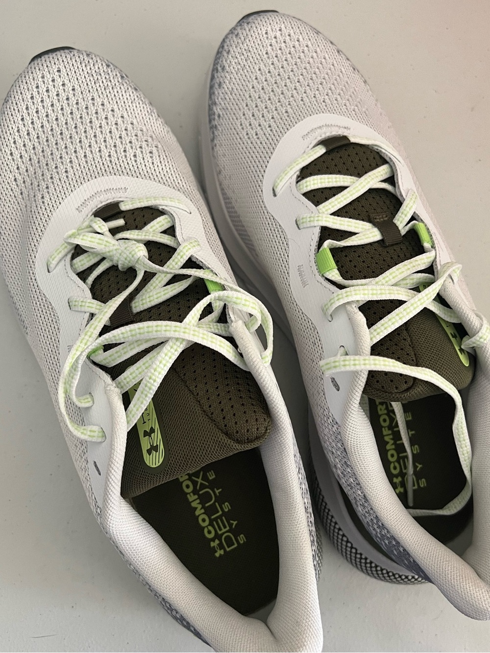 Under Armour Men's HOVR Turbulence 2 Running Shoes size 10